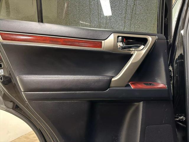 Photo of 2013 Black Onyx Lexus GX 460