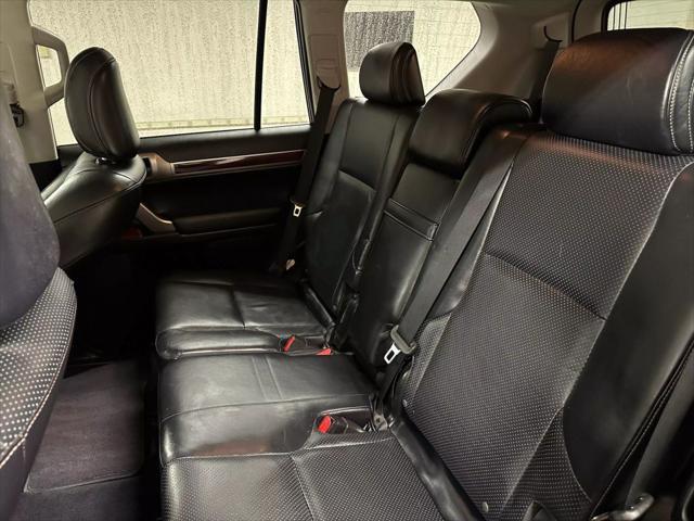 Photo of 2013 Black Onyx Lexus GX 460