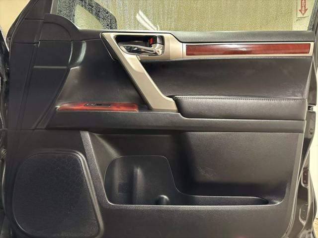 Photo of 2013 Black Onyx Lexus GX 460