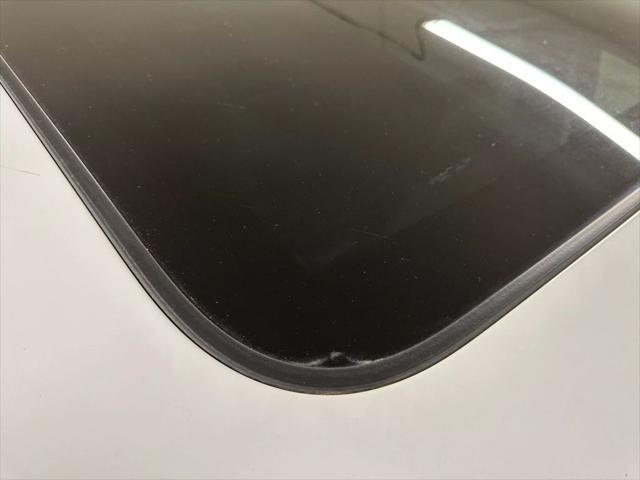 Photo of 2019 White Chevrolet Traverse