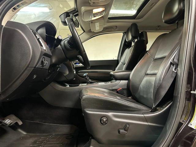Photo of 2018 Purple Dodge Durango
