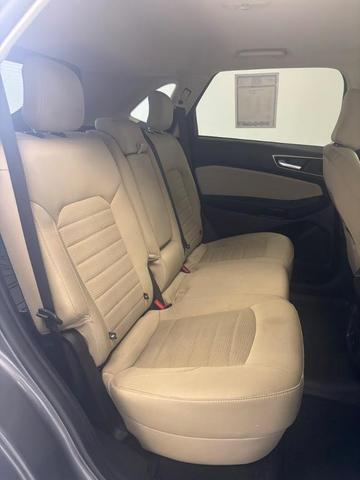 Photo of 2021 Gray Ford Edge