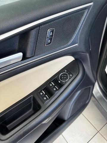 Photo of 2021 Gray Ford Edge
