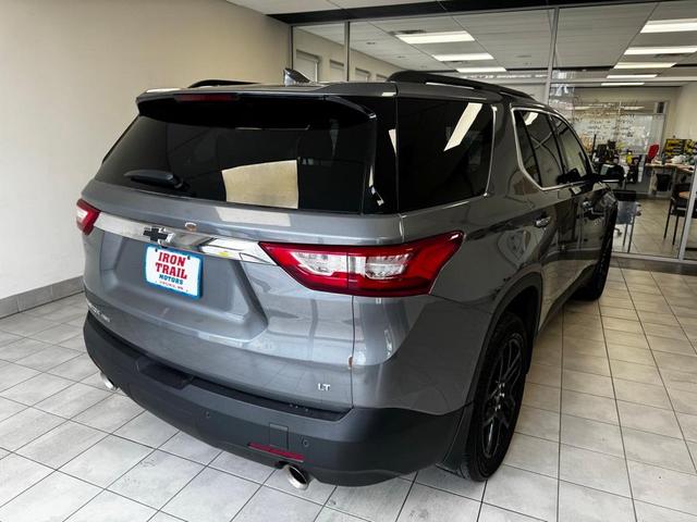 Photo of 2020 Satin Steel Metallic Chevrolet Traverse
