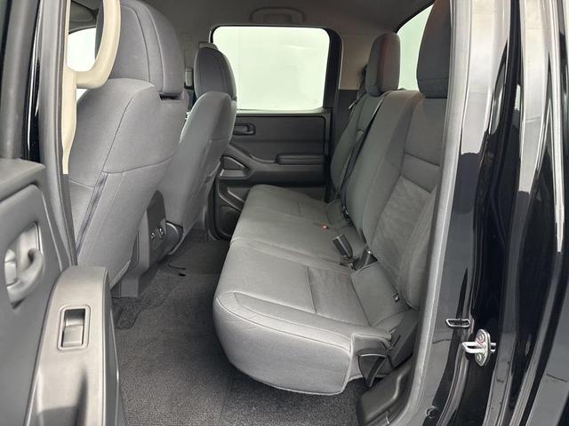 Photo of 2025 Super Black Nissan Frontier