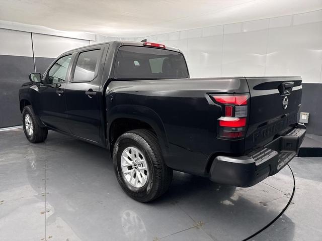 Photo of 2025 Super Black Nissan Frontier