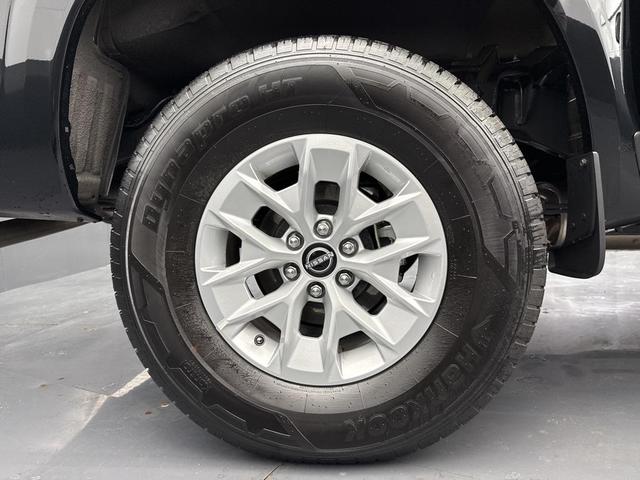 Photo of 2025 Super Black Nissan Frontier