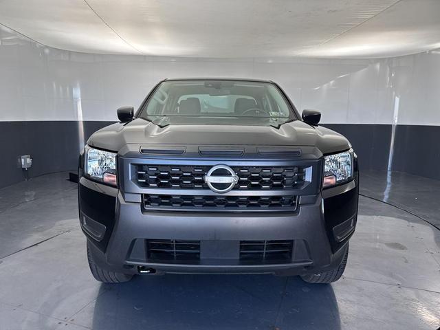 Photo of 2025 Super Black Nissan Frontier