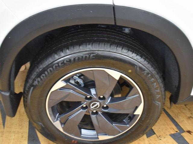 Photo of 2025 Everest White Pearl Nissan Rogue
