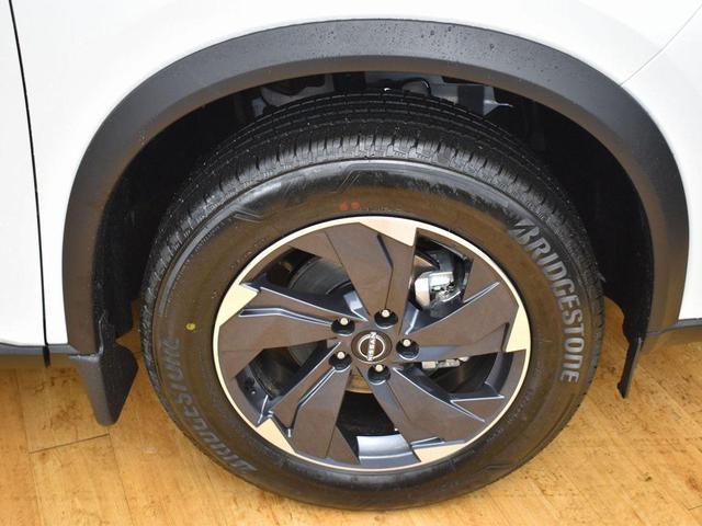 Photo of 2025 Everest White Pearl Nissan Rogue