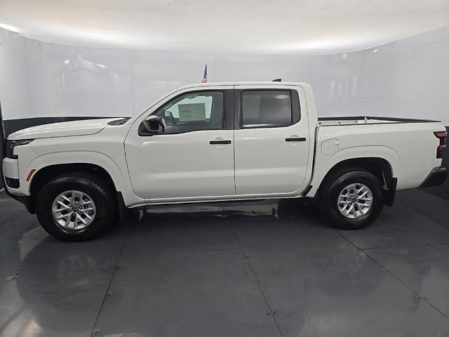 Photo of 2026 Glacier White Nissan Frontier