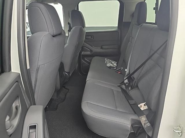 Photo of 2026 Glacier White Nissan Frontier