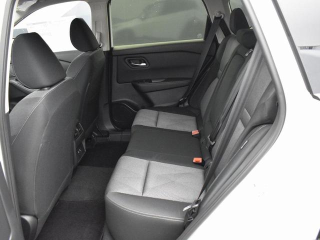 Photo of 2025 Everest White Pearl Nissan Rogue