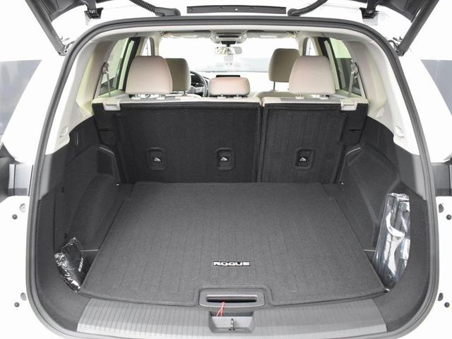 Photo of 2025 Everest White Pearl Nissan Rogue