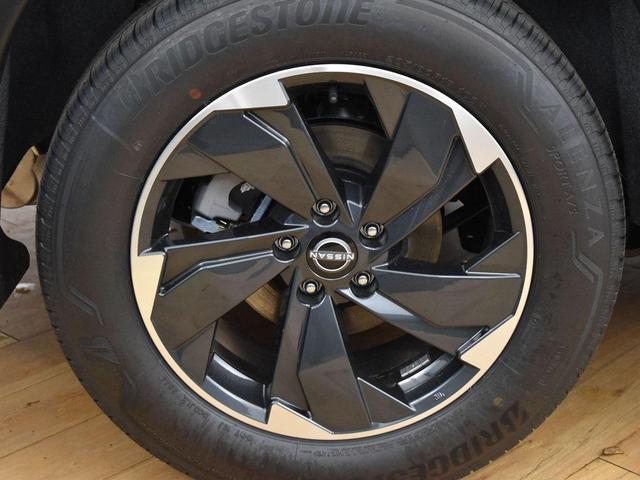 Photo of 2025 Everest White Pearl Nissan Rogue