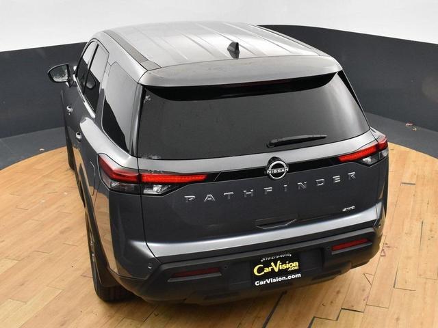 Photo of 2025 Gun Metallic Nissan Pathfinder