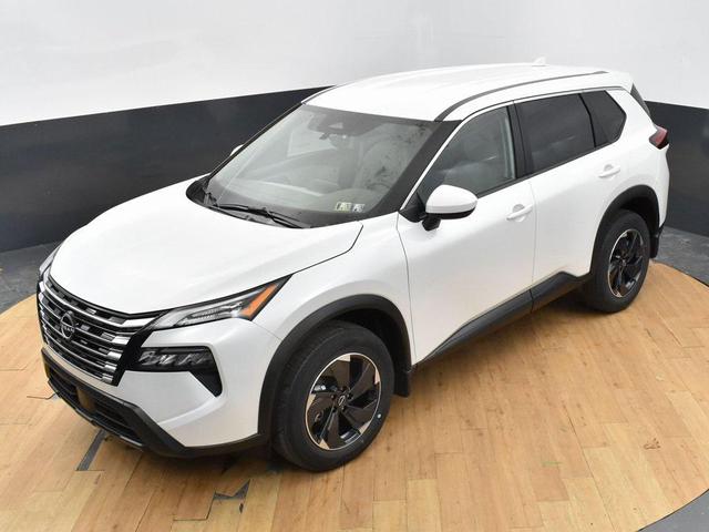 Photo of 2025 Everest White Pearl Nissan Rogue