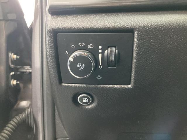 Photo of 2021 Granite Crystal Metallic Clearcoat Jeep Grand Cherokee