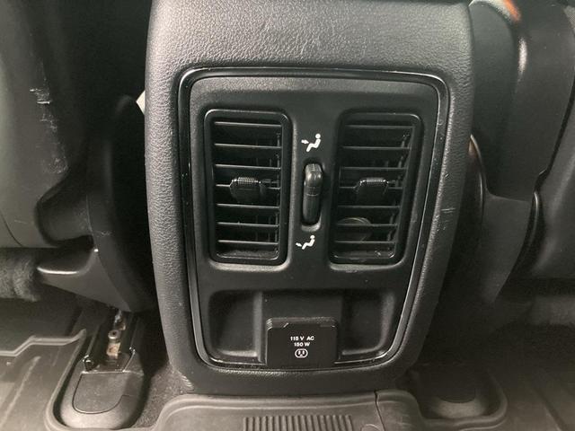 Photo of 2021 Granite Crystal Metallic Clearcoat Jeep Grand Cherokee