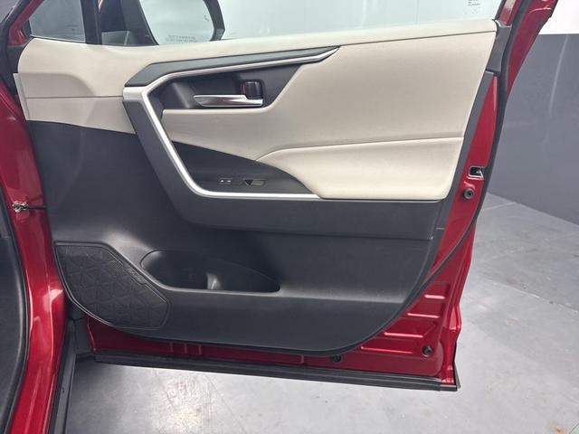 Photo of 2021 Ruby Flare Pearl Toyota RAV4