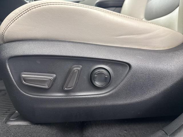 Photo of 2021 Ruby Flare Pearl Toyota RAV4