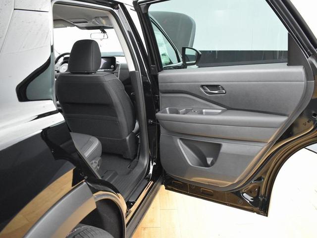 Photo of 2025 Super Black Nissan Pathfinder