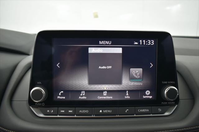 Photo of 2025 Super Black Nissan Rogue