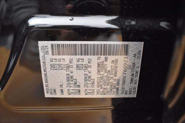 Photo of 2025 Super Black Nissan Rogue