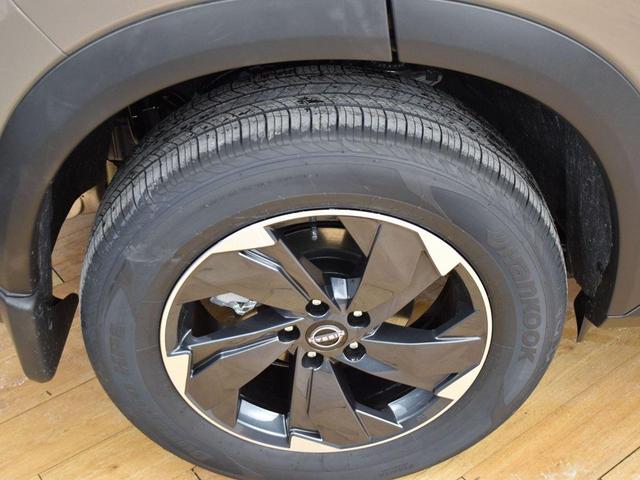 Photo of 2025 Baja Storm Metallic Nissan Rogue