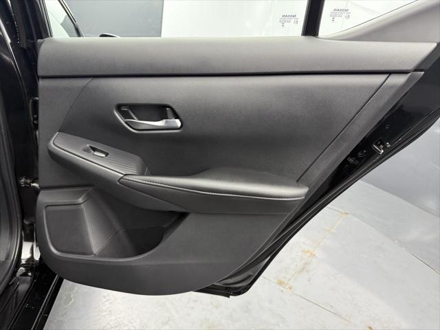 Photo of 2023 Super Black Nissan Sentra