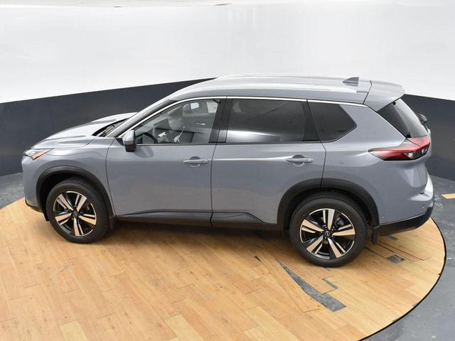 Photo of 2025 Boulder Gray Pearl Nissan Rogue