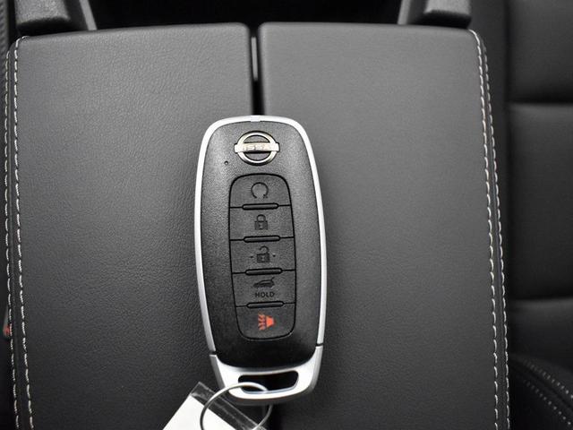 Photo of 2025 Boulder Gray Pearl Nissan Rogue