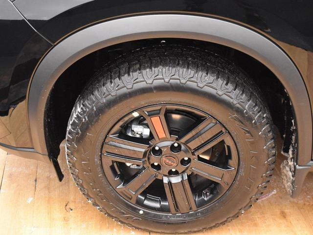 Photo of 2025 Super Black Nissan Rogue