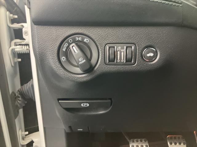 Photo of 2022 White Knuckle Clearcoat Dodge Challenger
