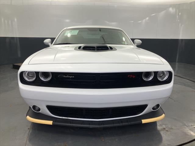 Photo of 2022 White Knuckle Clearcoat Dodge Challenger