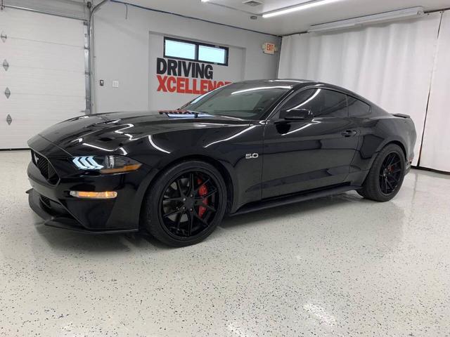 Photo of 2018 Shadow Black Ford Mustang