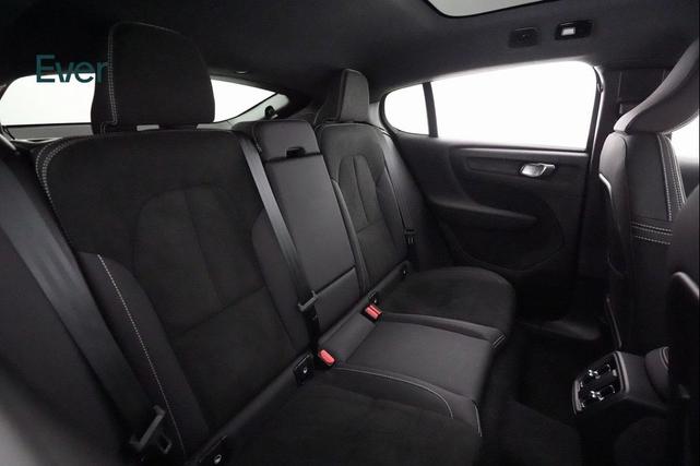 Photo of 2023 Sage Green Metallic Volvo C40 Recharge Pure Electric
