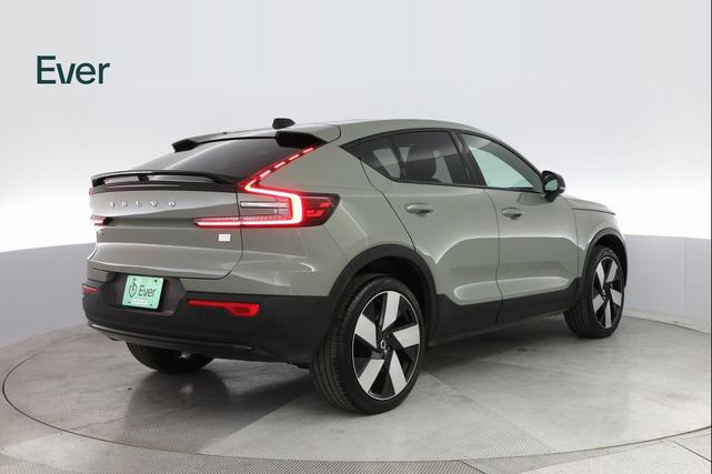 Photo of 2023 Sage Green Metallic Volvo C40 Recharge Pure Electric