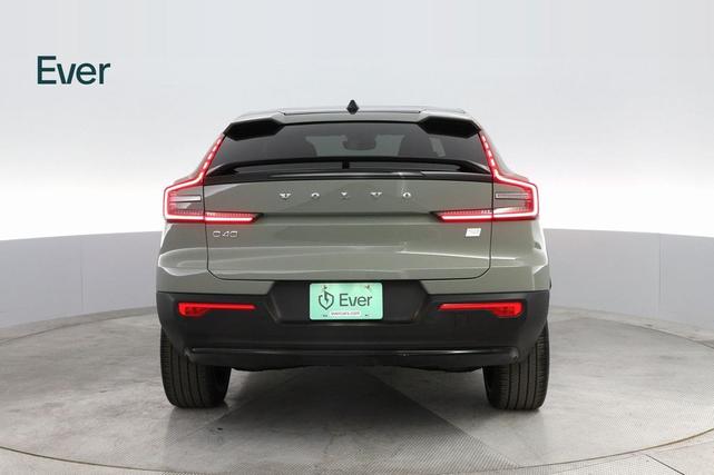 Photo of 2023 Sage Green Metallic Volvo C40 Recharge Pure Electric
