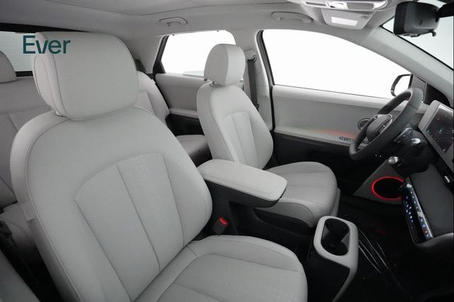 Photo of 2024 Cyber Gray Hyundai IONIQ 5