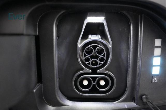 Photo of 2024 Ecotronic Gray Pearl Hyundai KONA EV