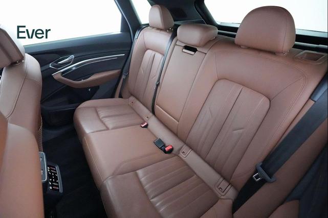 Photo of 2023 Glacier White Metallic Audi e-tron