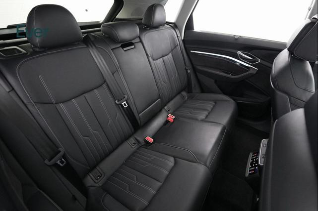 Photo of 2021 Glacier White Metallic Audi e-tron