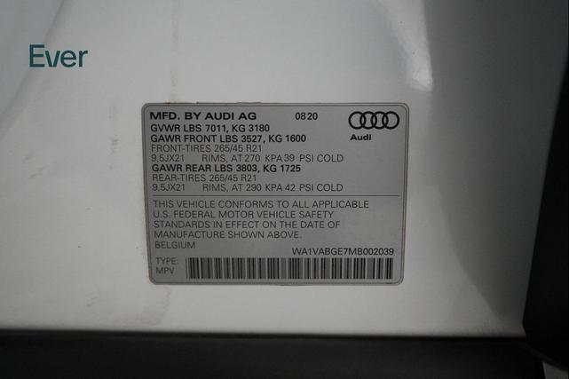 Photo of 2021 Glacier White Metallic Audi e-tron