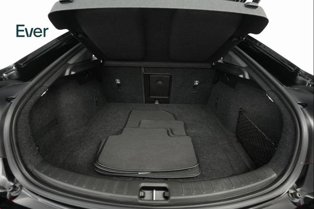 Photo of 2022 Midnight Polestar 2
