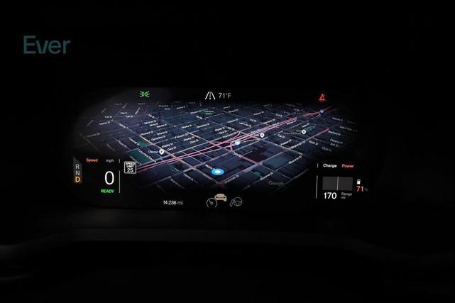 Photo of 2022 Midnight Polestar 2