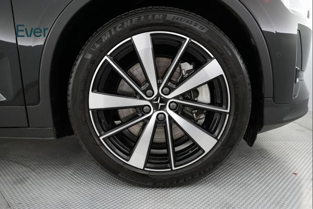 Photo of 2022 Midnight Polestar 2