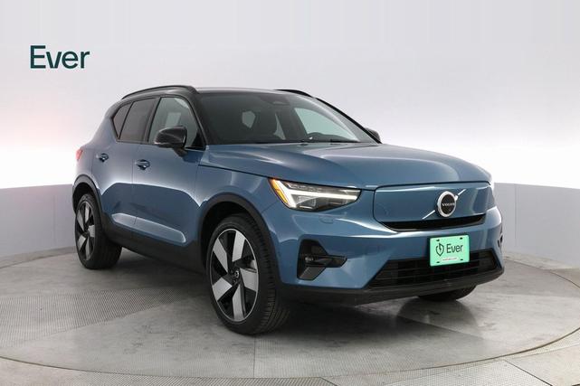 Photo of 2023 Fjord Blue Metallic Volvo XC40 Recharge Pure Electric