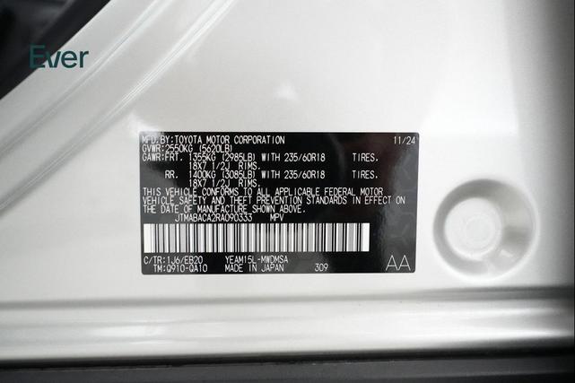 Photo of 2024 Elemental Silver Metallic Toyota bZ4X