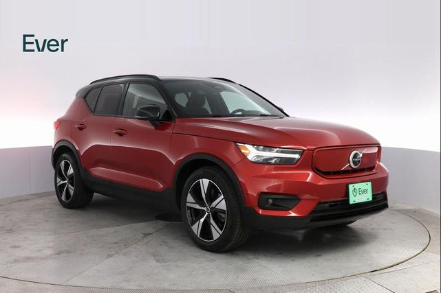 Photo of 2022 Fusion Red Metallic Volvo XC40 Recharge Pure Electric